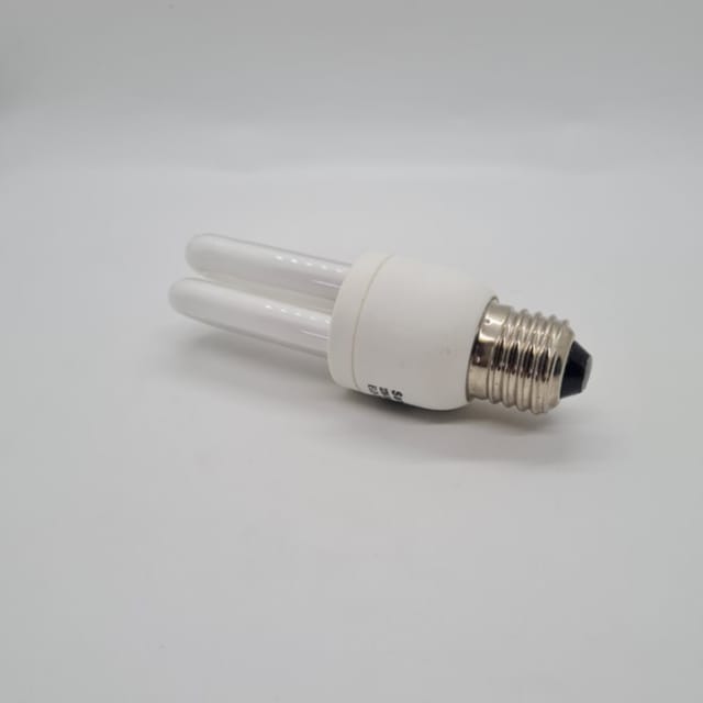Compra BOMBILLA FLUORESCENTE 220-240V 2U  7W 6400K (IGUAL A 35W)
