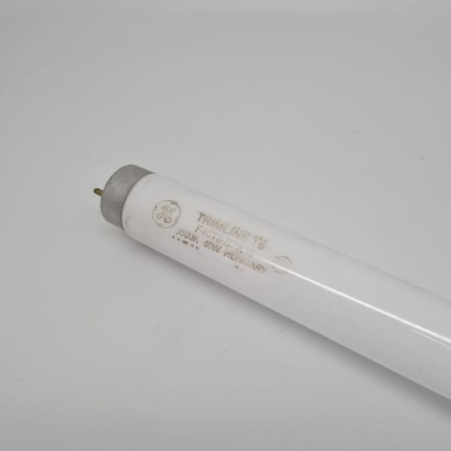 Compra TUBO FLUORESCENTE 40W 60" T8 (40W) 3500K Trimline T8