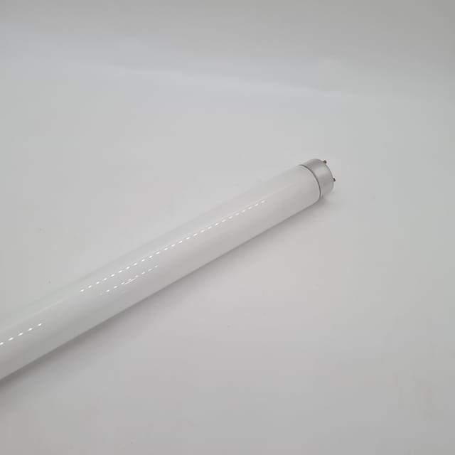 Compra TUBO FLUORESCENTE 17W 24" T8 4100K