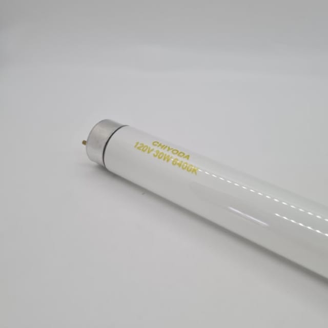 Compra TUBO FLUORESCENTE 30W 36" T8 DL (DAYLIGHT) DELGADO