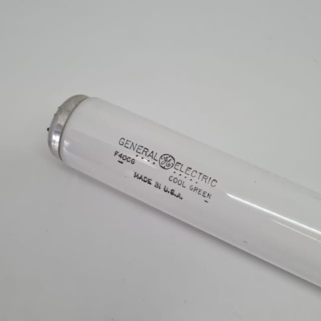 Compra TUBO FLUORESCENTE COLOR 40W VERDE FRIO T12 GENERAL ELECTRIC