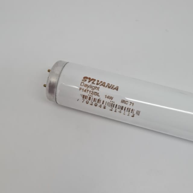 Compra TUBO FLUORESCENTE 14W 15" T12 Daylight (DL) GRUESO