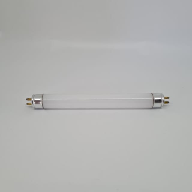 Compra TUBO FLUORESCENTE 4W 6" T5 DL (DAYLIGHT) F4T5D