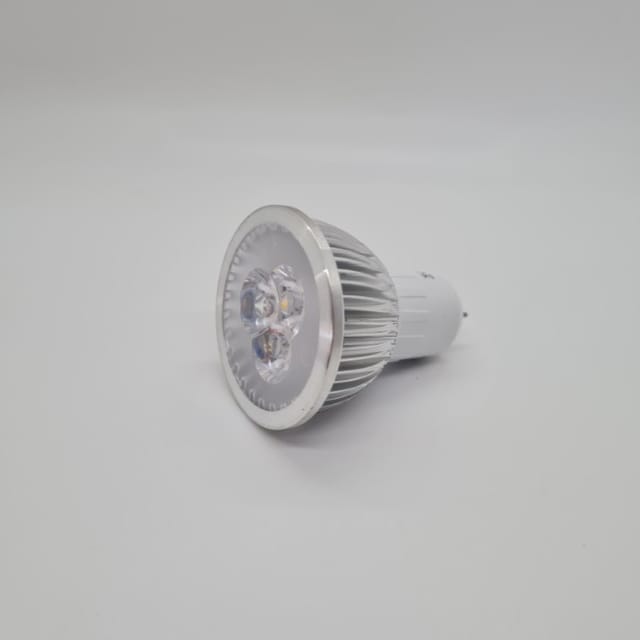 Compra REFLECTOR LED MR16 3W 3000K c/reflector de aluminio, 3 leds, 50x63mm 110-130V