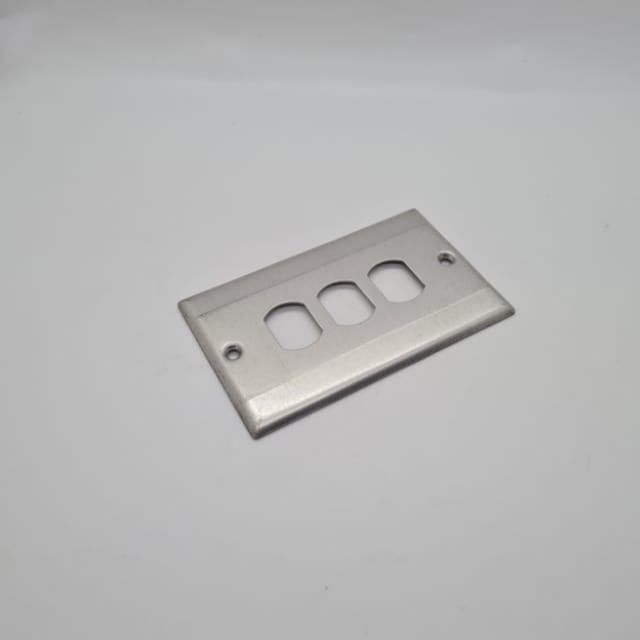 Compra PLACA INTERCAMBIABLE ALUMINIO TRIPLE CON RIEL