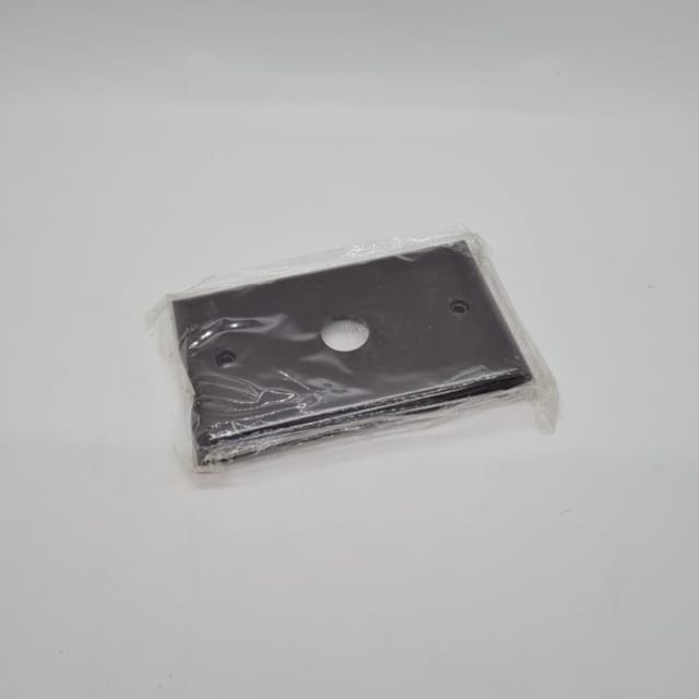 Compra PLACA AGUJERO 5/8" LISA CAFE 2159B