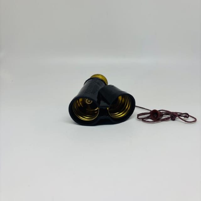 Compra ADAPTADOR DOBLE SOCKET CON CADENA E-27 M112
