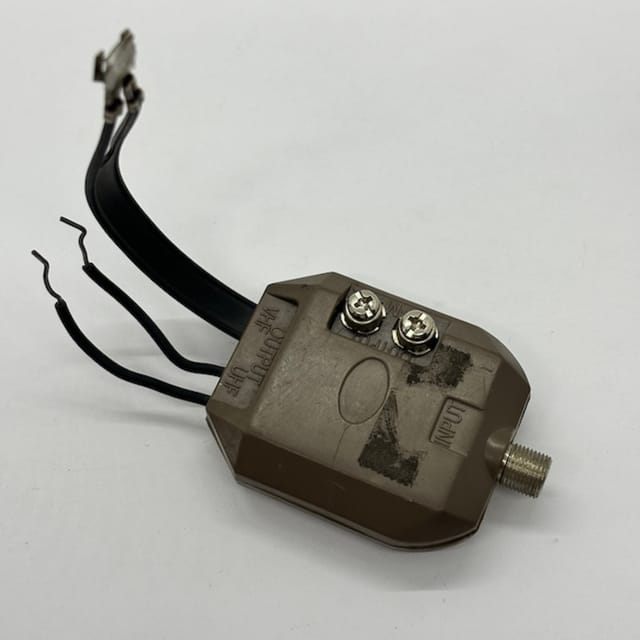 Compra SEPARADOR DE FRECUENCIA VHF/UHF/FM, ENTRADA COAXIAL, 3 SALIDAS SIMPLES
