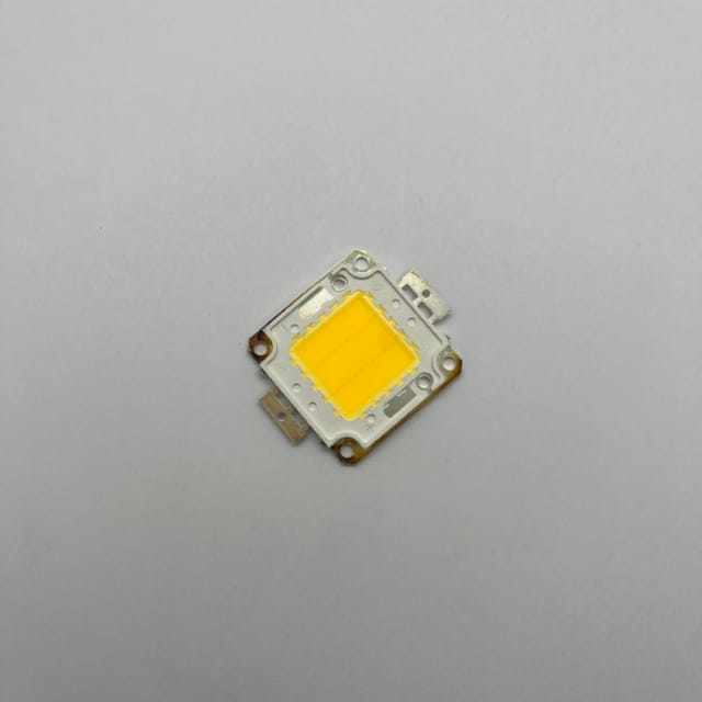 Compra CHIP COB 20W sin driver 300mA 85LM/W 3000K