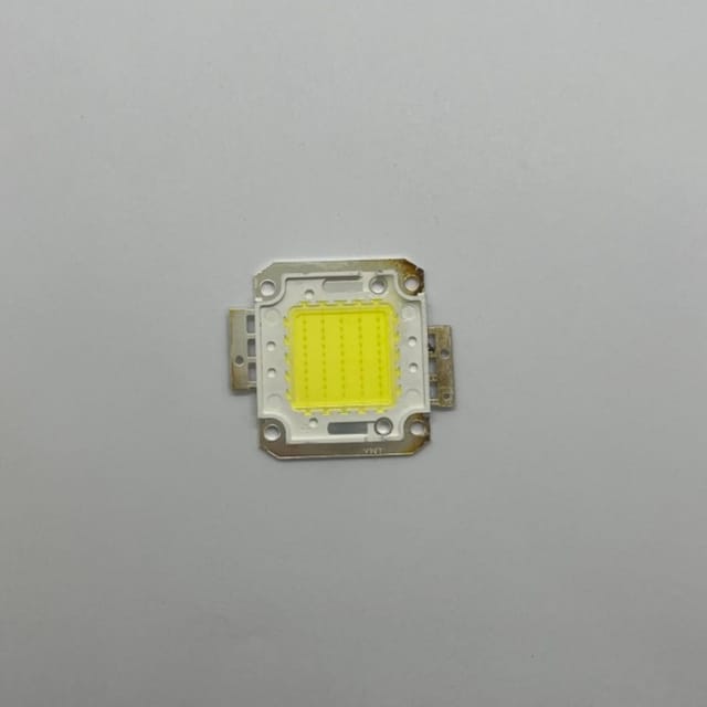 Compra CHIP COB 50W sin driver 300mA 85LM/W 6500K