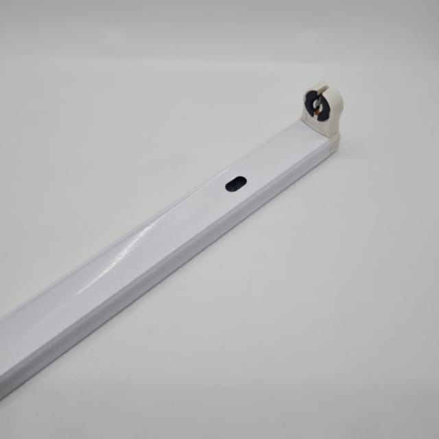Compra LAMPARA LED LISTON 24" (SIN TUBO)
