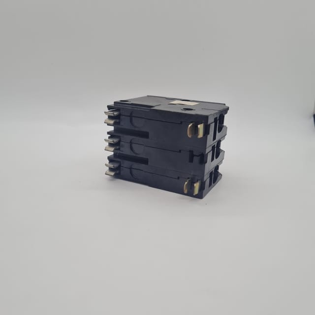 Compra FLIPON SQUARE D QO 3 X  15A 120/240V