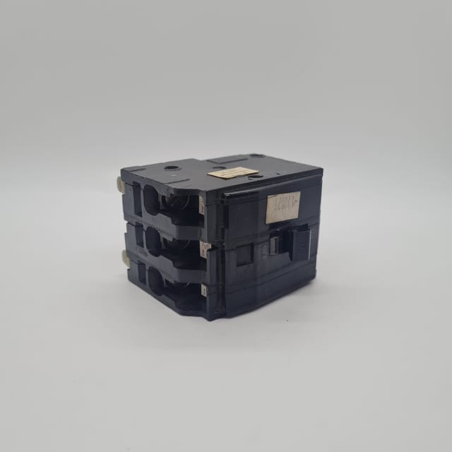 Compra FLIPON SQUARE D QO 3 X  30A 120/240V