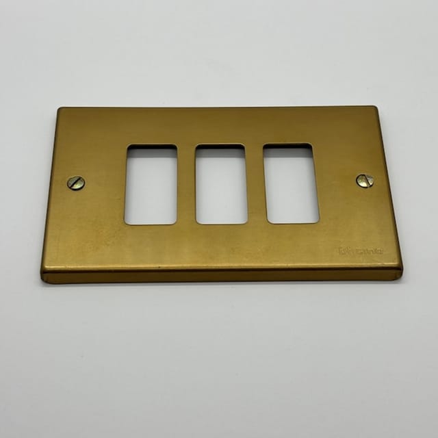 Compra PLACA ALUMINIO BRONCE 3 APARATOS MAGIC  (71X115MM)