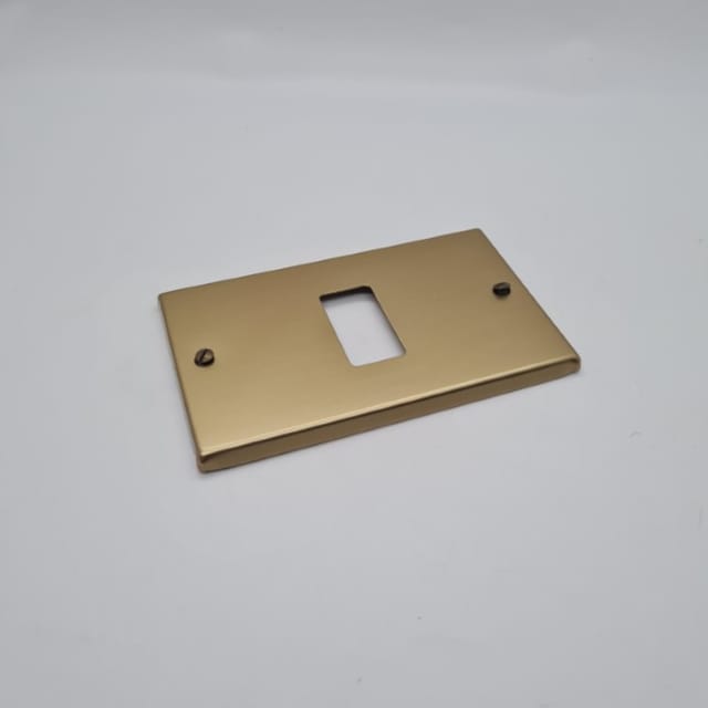 Compra PLACA ALUMINIO BRONCE 1 APARATO MAGIC SIN PUENTE (71X115MM)