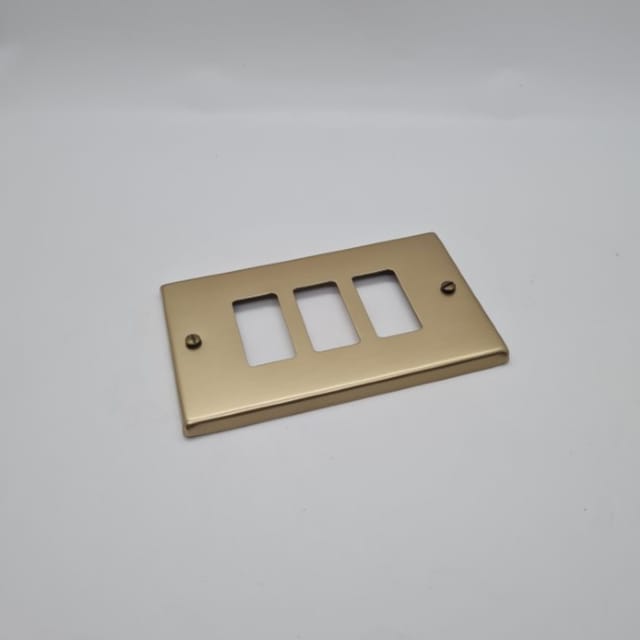 Compra PLACA ALUMINIO BRONCE 3 APARATOS MAGIC SIN PUENTE (71X115MM)