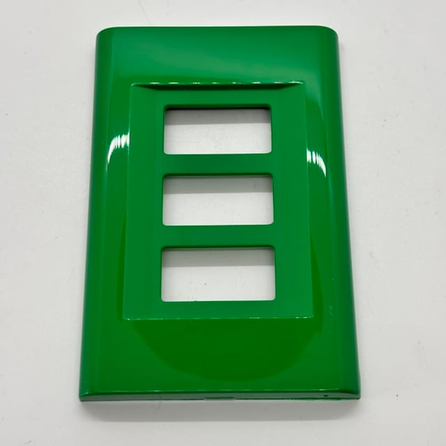 Compra PLACA "CLICK" VERDE CLARO 3 APARATOS 2583/V (SIN MARCO)