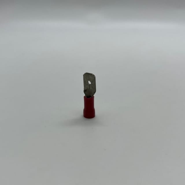 Compra TERMINAL AISLADO MACHO B-35-1102 AWG22-18 ROJO 12-1815