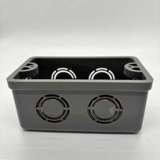 Compra CAJA RECTANGULAR PLASTICA 1/2 X 3/4"