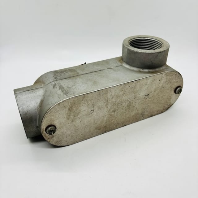 Compra CONDULET LR 1 1/4" ROSCA DERECHA CON TAPADERA
