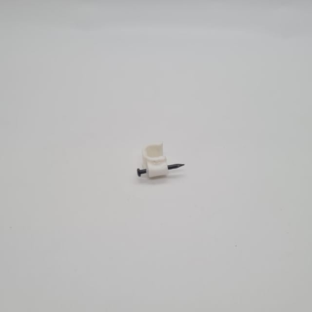 Compra GRAPA PLASTICA REDONDA BLANCA NO. 9 #762407