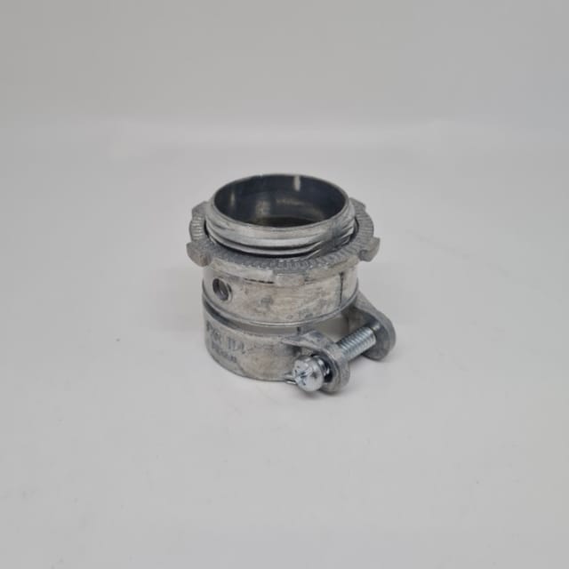 Compra CONECTOR TUBO BX RECTO 1 1/4"