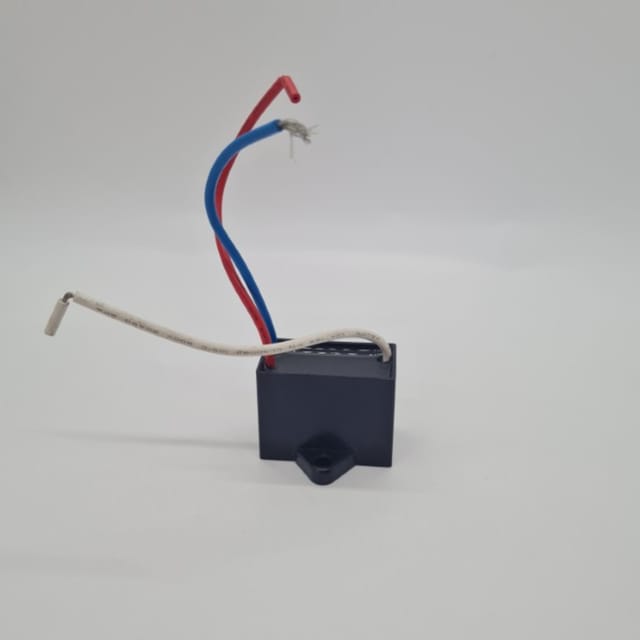 Compra CAPACITOR VENTILADOR 2.0MFD+4.50MFD 250VAC 50/60HZ -25+60GRADOS 3 ALAMBRES TIPO BL