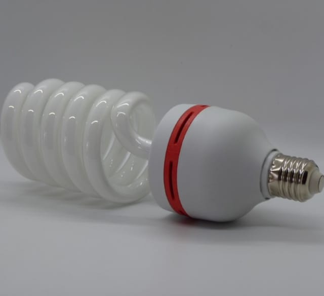 Compra BOMBILLA FLUORESCENTE ESPIRAL  65W 120V 6500K