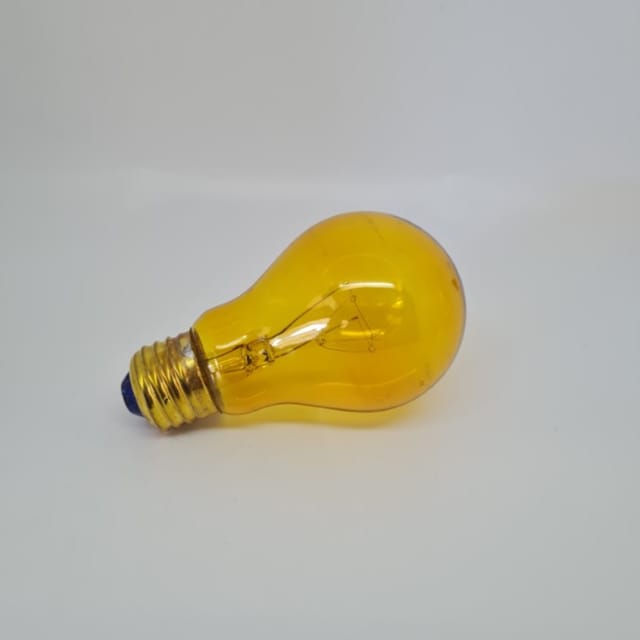 Compra BOMBILLA INCANDESCENTE COLOR TRANSPARENTE A-19 25W AMARILLO